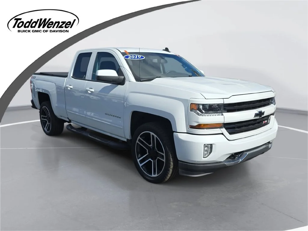 2019 Chevrolet Silverado 1500 LT 4WD photo