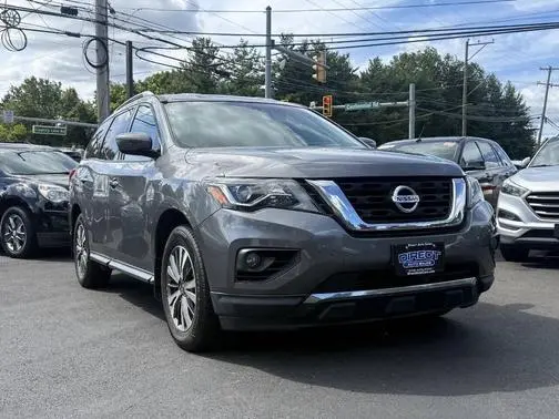 2018 Nissan Pathfinder SV 4WD photo