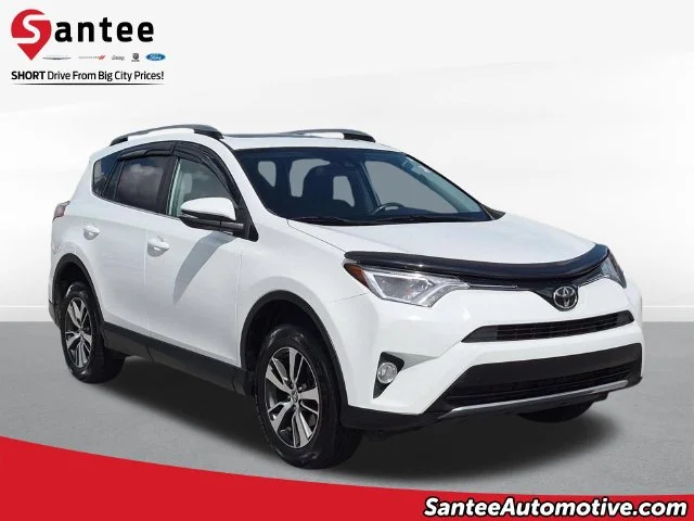2018 Toyota RAV4 XLE FWD photo