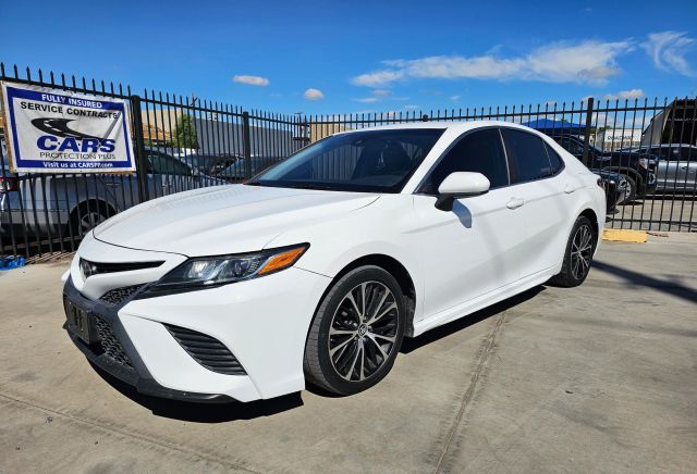 2018 Toyota Camry SE FWD photo
