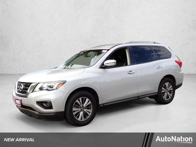 2018 Nissan Pathfinder SL 4WD photo