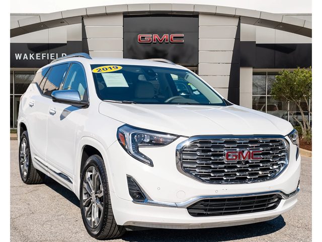 2019 GMC Terrain Denali FWD photo