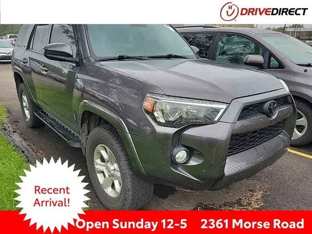 2018 Toyota 4Runner SR5 4WD photo