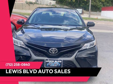 2018 Toyota Camry SE FWD photo