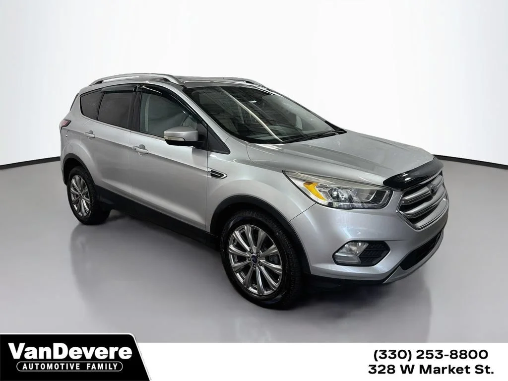 2017 Ford Escape Titanium 4WD photo