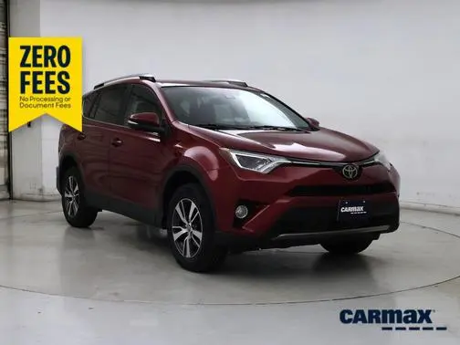 2018 Toyota RAV4 XLE AWD photo