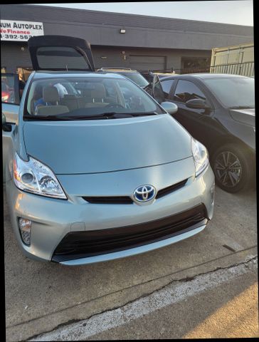 2015 Toyota Prius Two FWD photo