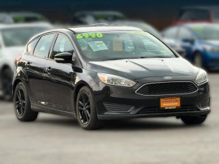 2016 Ford Focus SE FWD photo