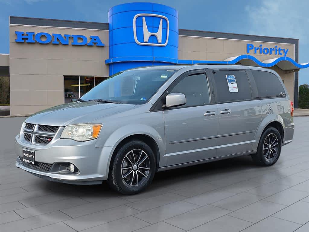 2017 Dodge Grand Caravan GT FWD photo