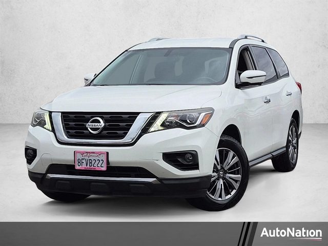 2018 Nissan Pathfinder SL 4WD photo