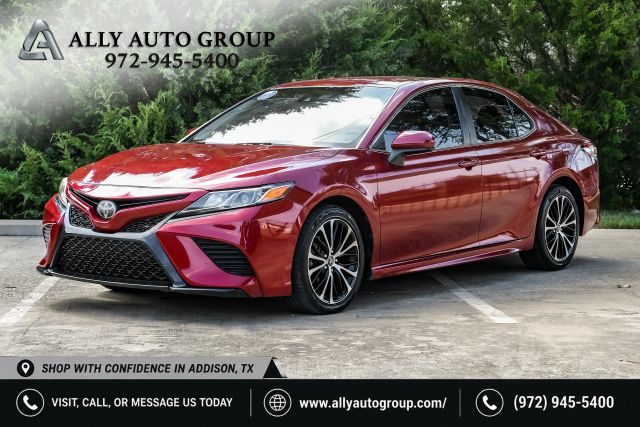 2018 Toyota Camry SE FWD photo