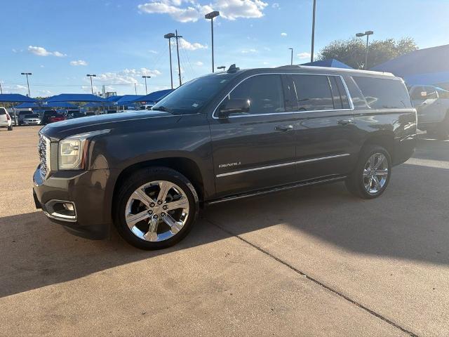 2019 GMC Yukon XL Denali RWD photo