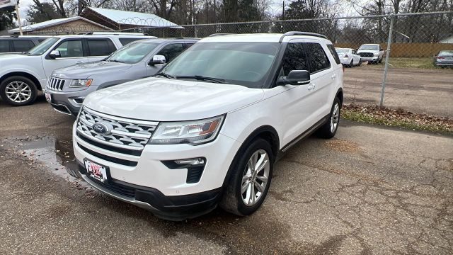 2018 Ford Explorer XLT FWD photo
