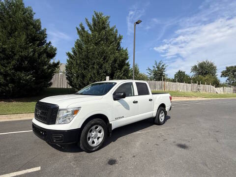 2018 Nissan Titan S RWD photo