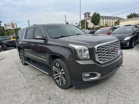2019 GMC Yukon XL Denali 4WD photo