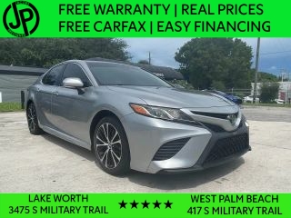 2018 Toyota Camry SE FWD photo