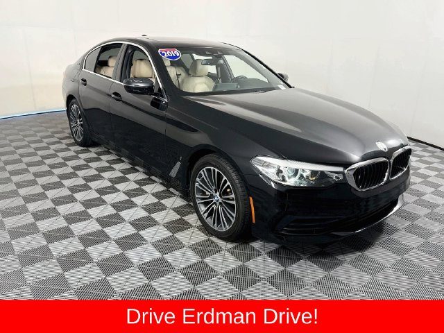 2019 BMW 5 Series 530e iPerformance RWD photo