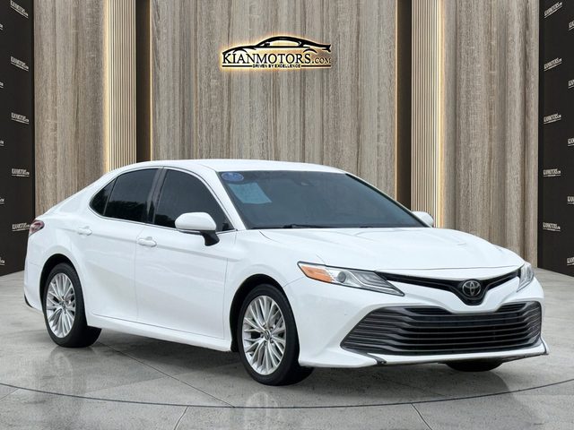 2018 Toyota Camry XLE FWD photo