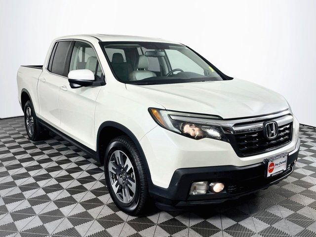 2019 Honda Ridgeline RTL-T AWD photo