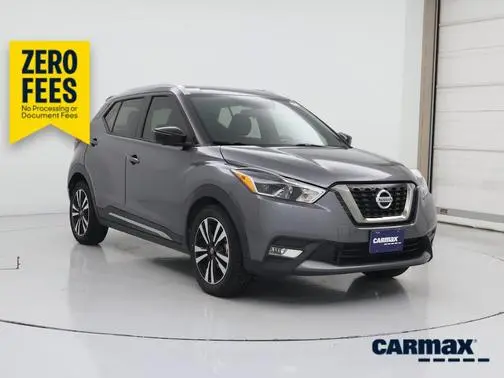 2018 Nissan Kicks SR FWD photo