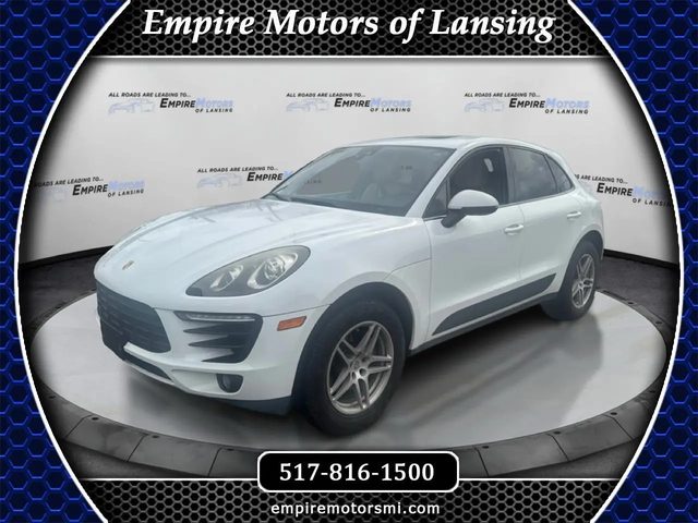 2018 Porsche Macan AWD photo