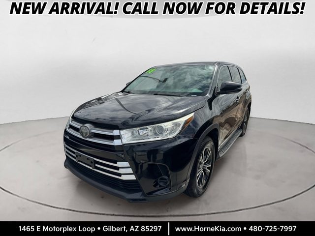 2018 Toyota Highlander LE FWD photo