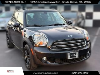 2015 MINI Countryman  FWD photo