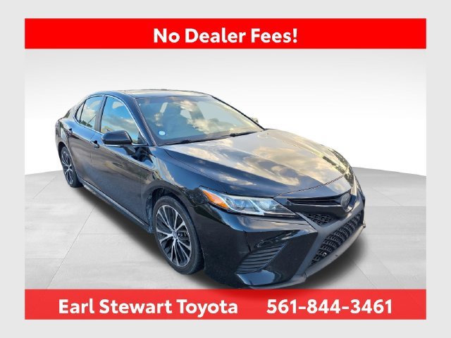 2018 Toyota Camry SE FWD photo