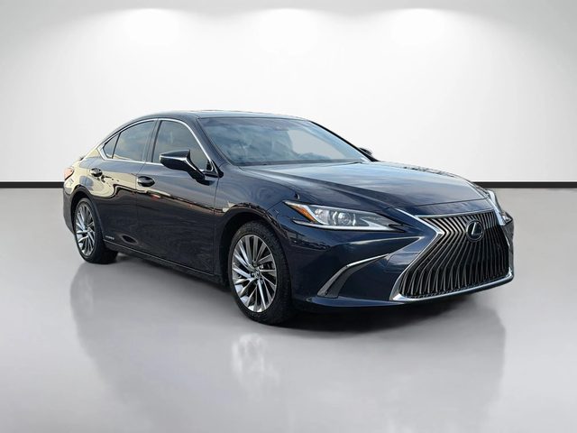 2019 Lexus ES ES 300h Luxury FWD photo
