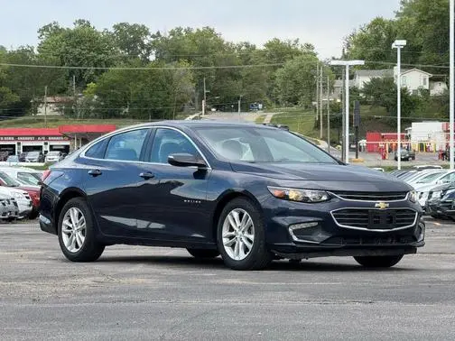 2016 Chevrolet Malibu LT FWD photo