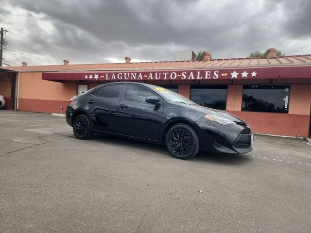 2019 Toyota Corolla LE FWD photo