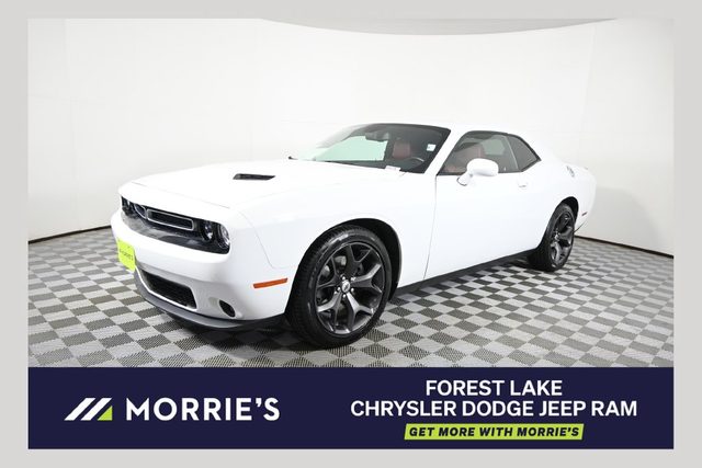 2019 Dodge Challenger SXT RWD photo