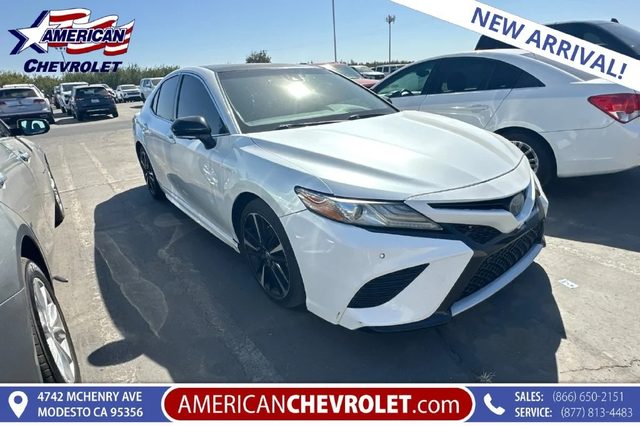 2018 Toyota Camry XSE FWD photo