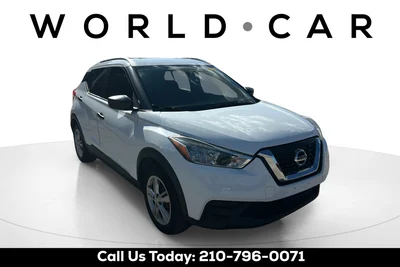 2018 Nissan Kicks S FWD photo