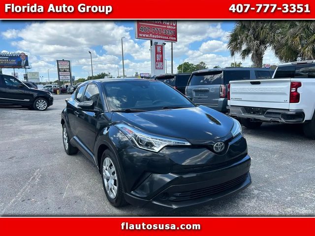 2019 Toyota C-HR LE FWD photo