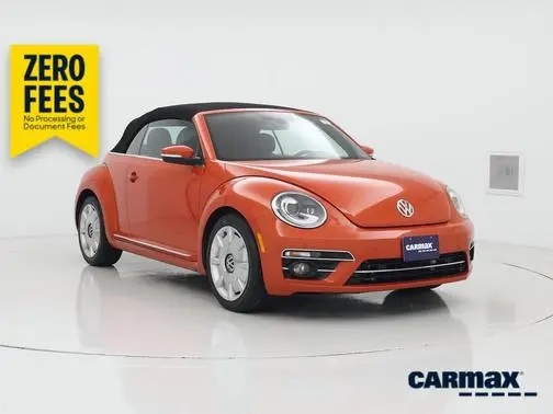 2018 Volkswagen Beetle SE FWD photo