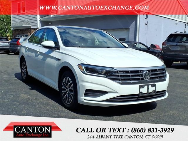 2019 Volkswagen Jetta SEL FWD photo