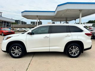 2018 Toyota Highlander XLE AWD photo