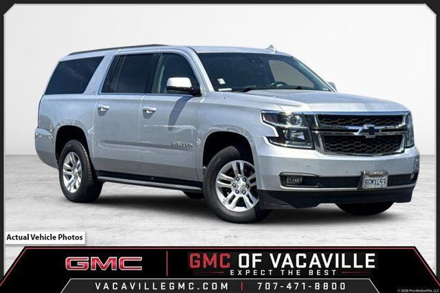 2019 Chevrolet Suburban LT 4WD photo