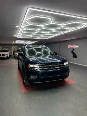 2018 Volkswagen Atlas 3.6L V6 SEL FWD photo