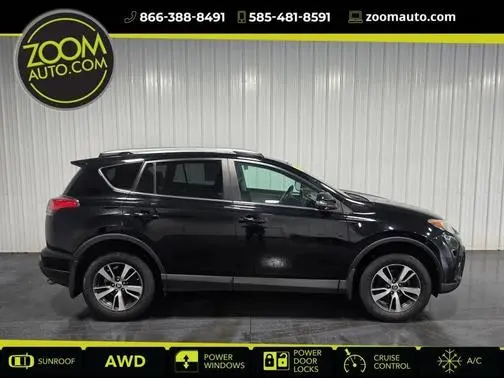 2018 Toyota RAV4 XLE AWD photo