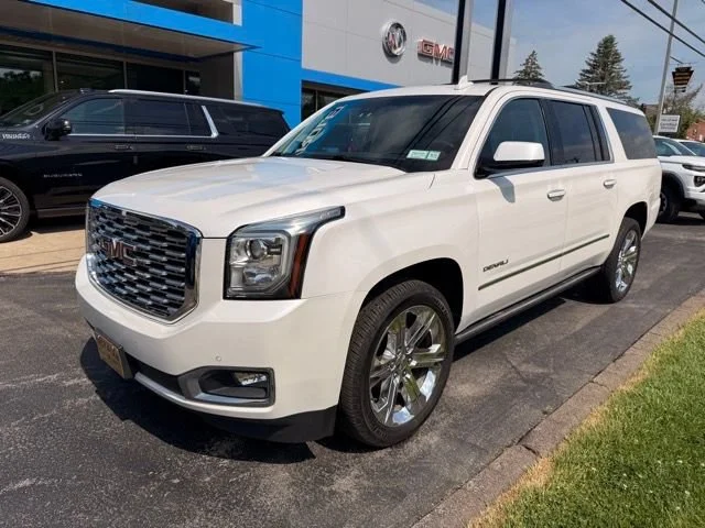 2019 GMC Yukon XL Denali 4WD photo