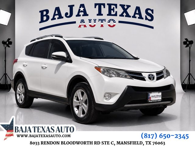 2015 Toyota RAV4 XLE FWD photo