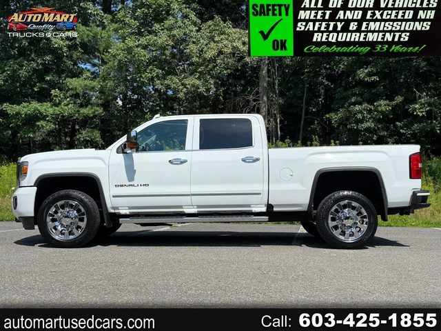 2019 GMC Sierra 2500HD Denali 4WD photo