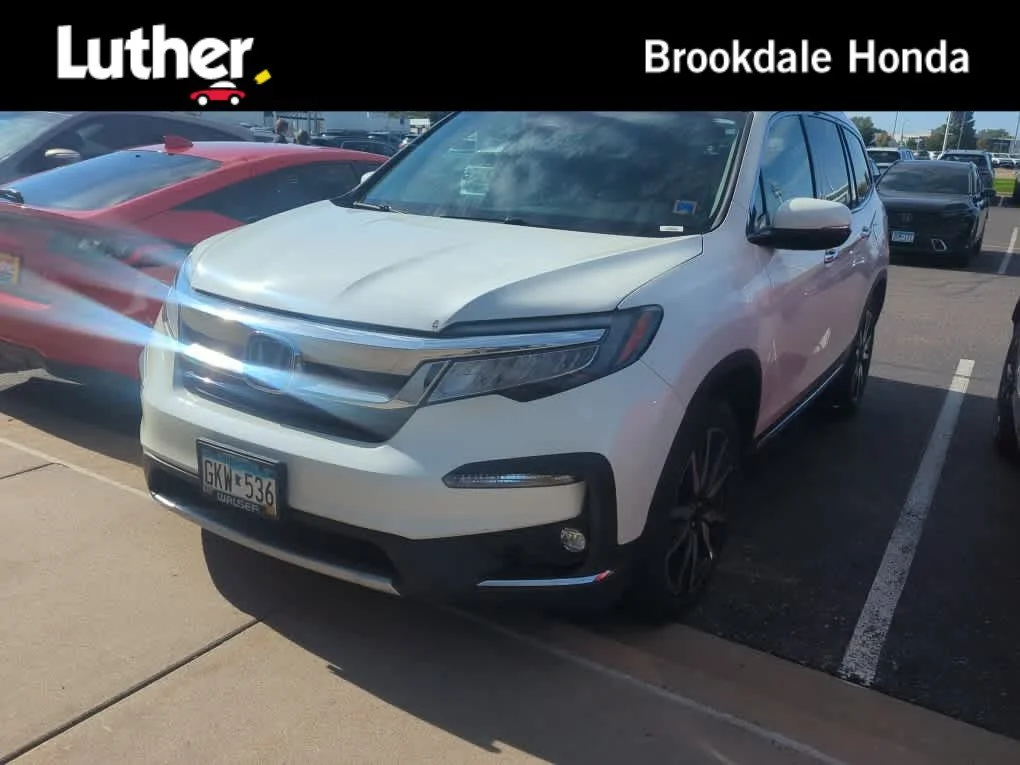 2019 Honda Pilot Touring 8-Passenger AWD photo