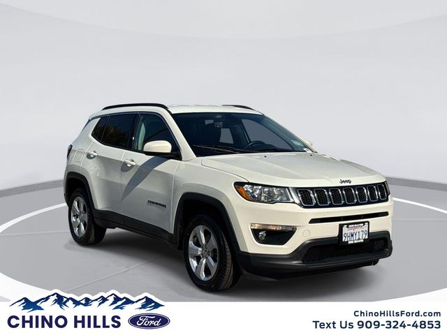 2019 Jeep Compass Latitude 4WD photo