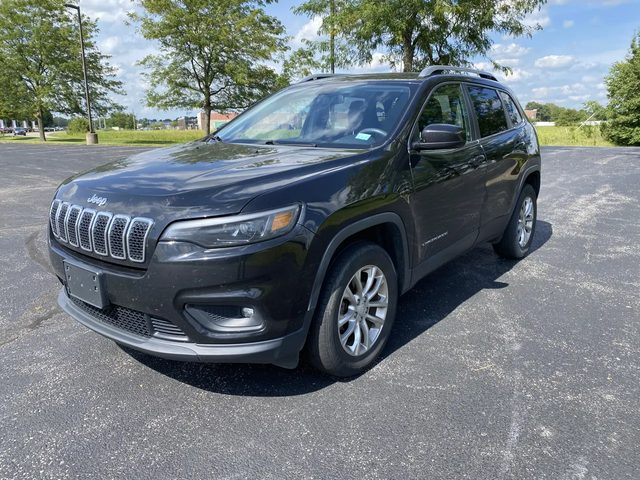 2019 Jeep Cherokee Latitude 4WD photo