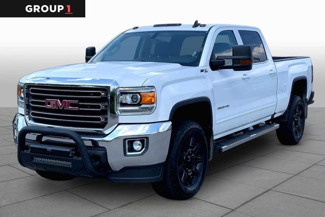 2017 GMC Sierra 2500HD SLE 4WD photo