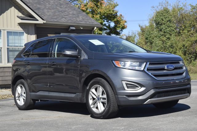 2018 Ford Edge SEL AWD photo