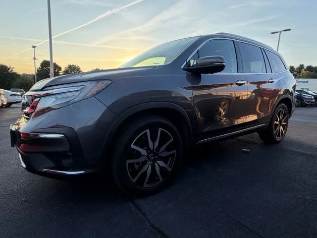 2019 Honda Pilot Touring 8-Passenger FWD photo